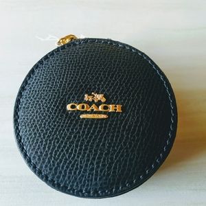 Round Coach Coin Case